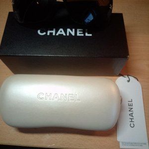 AUTHENTIC CHANEL  SUNGLASSES